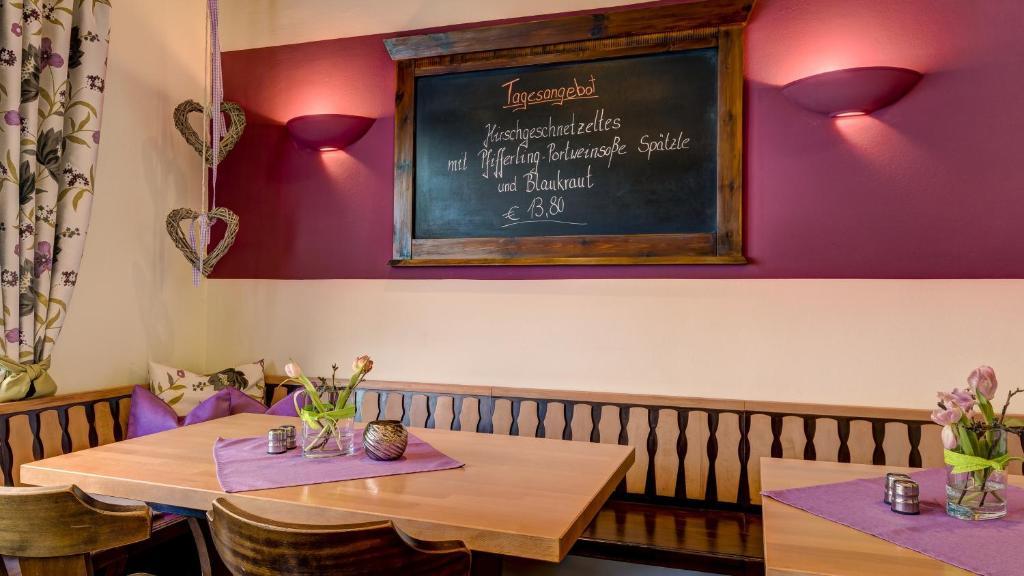 Hotel Restaurant Weihenstephaner Stuben Landshut Exterior photo